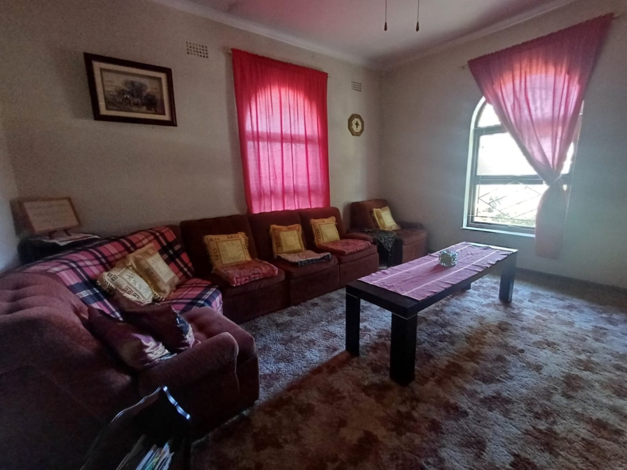 5 Bedroom Property for Sale in Rosedale Western Cape